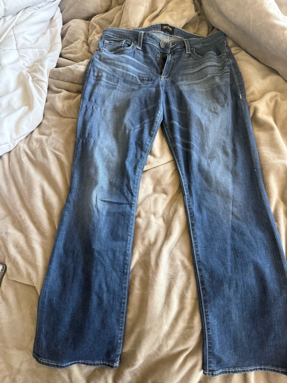 Big Star Women's New Hazel Mid-Rise Boot Cut Jean 32R